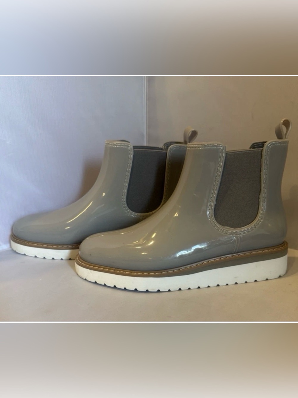 Steve Madden Gray Patent Chelsea Platform Booties